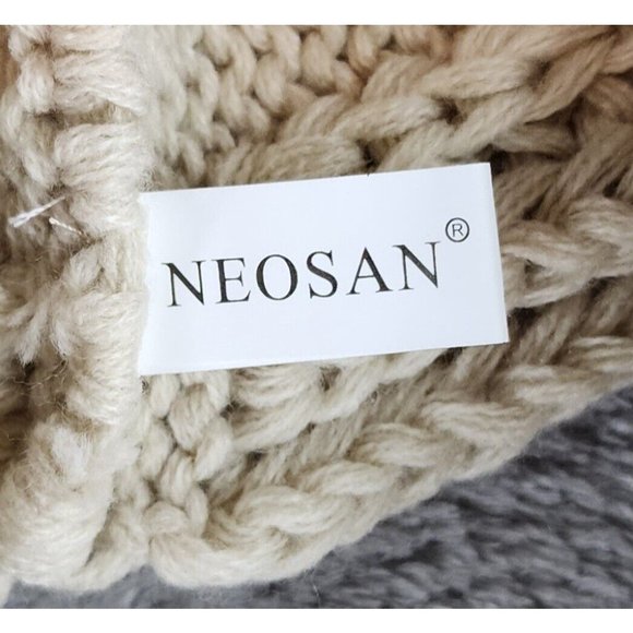 Neosan Scarf Womens One Size Beige Cable Knit Preppy Winter Infinity Loop - Picture 5 of 6
